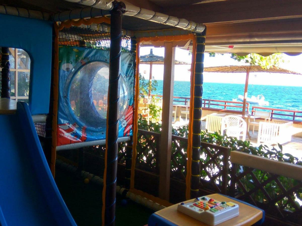 Stone Villa Inside Sea- Kids'Land Platanidia Eksteriør bilde